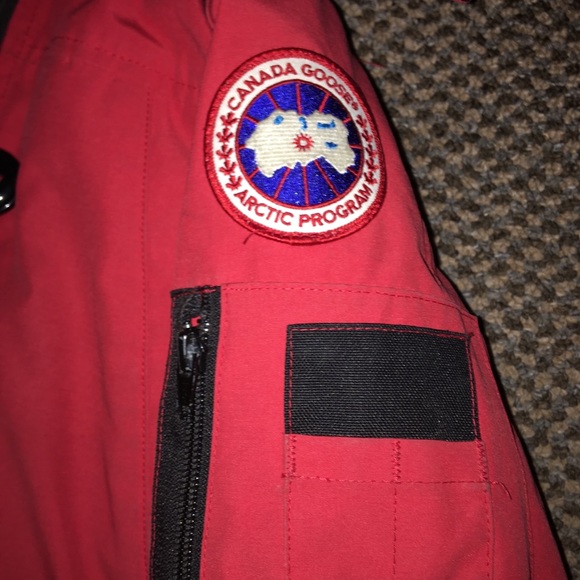 Canadian Goose Womens Jacket - Picture 3 of 7